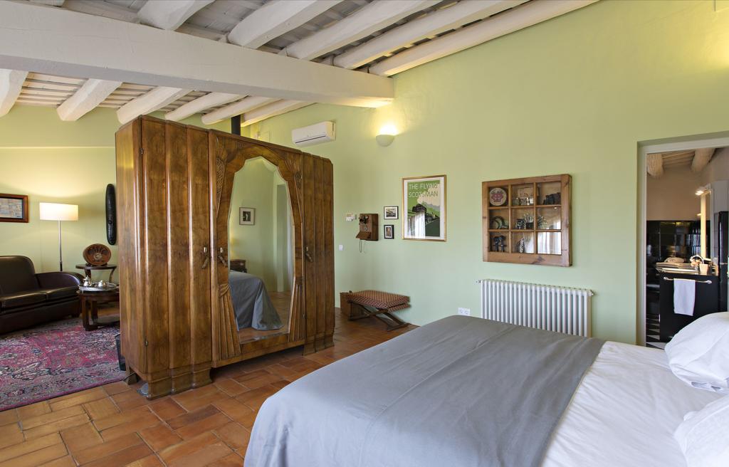 Encis D'emporda -adults Only-
