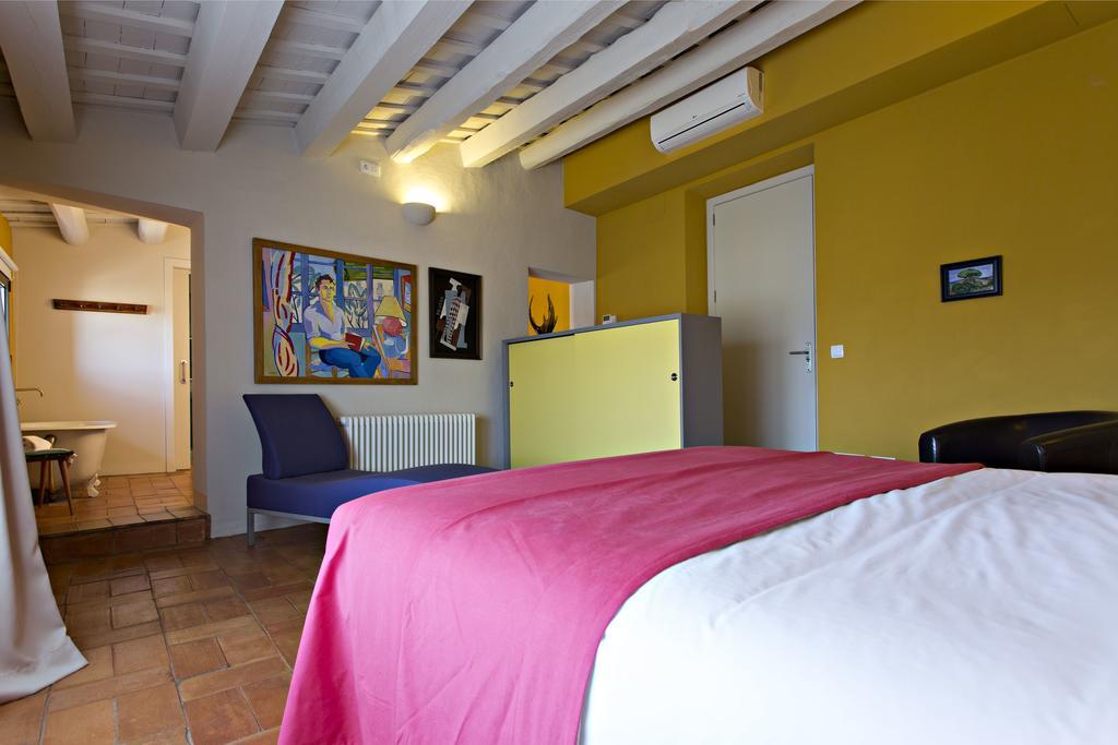 Encis D'emporda -adults Only-